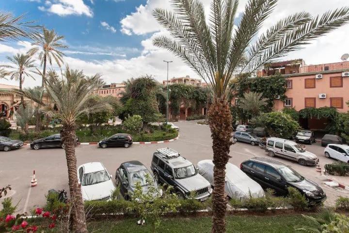 Riad Alaoui 146 With Swimming Pool And Free Parking Apartman Marrákes Kültér fotó