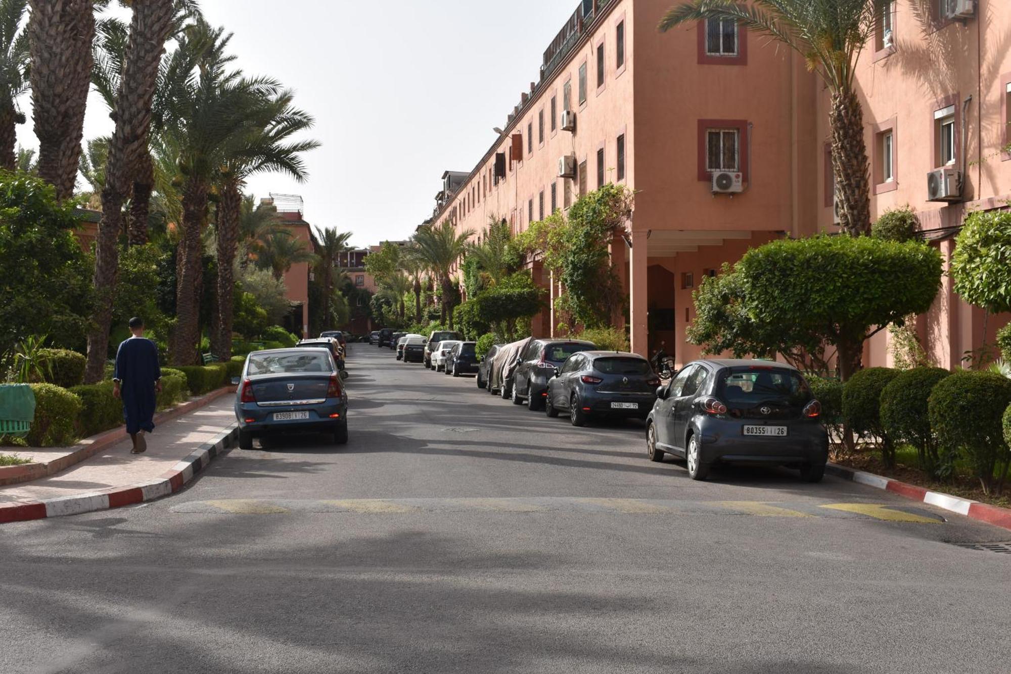Riad Alaoui 146 With Swimming Pool And Free Parking Apartman Marrákes Kültér fotó